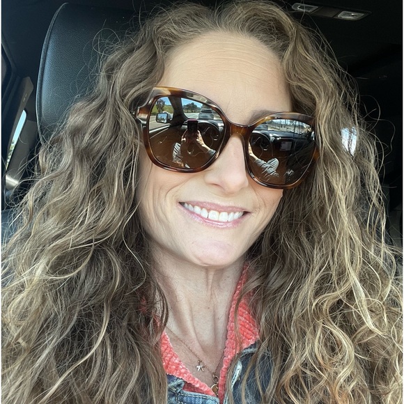 Meet your Posher, Keri - Picture 1 of 1